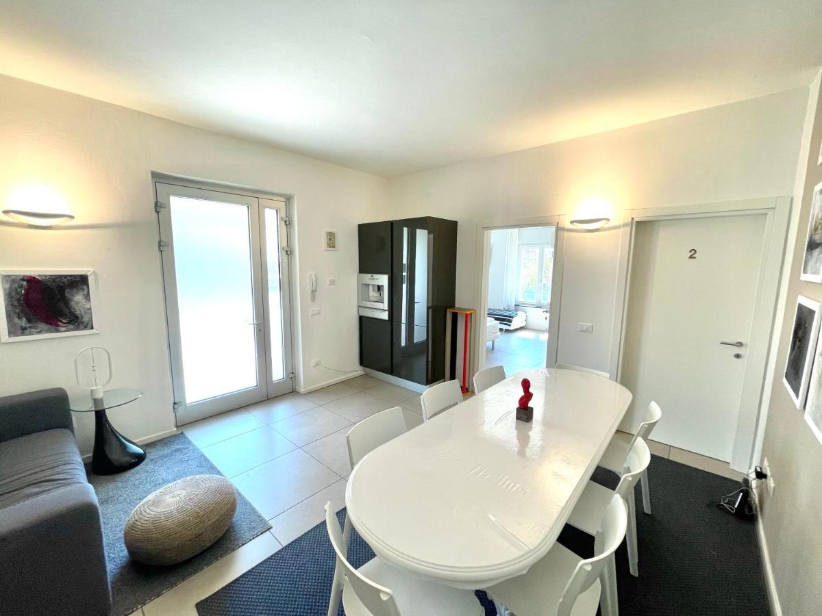 Carly'S Rooms Torbole Sul Garda Luaran gambar