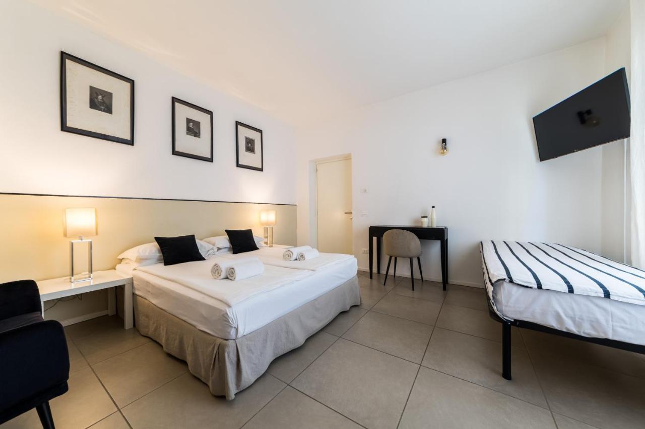Carly'S Rooms Torbole Sul Garda Luaran gambar
