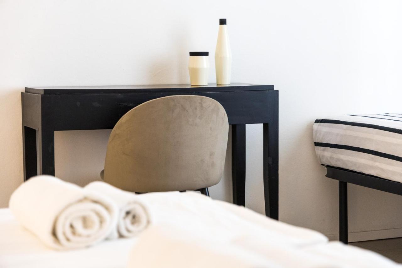 Carly'S Rooms Torbole Sul Garda Luaran gambar