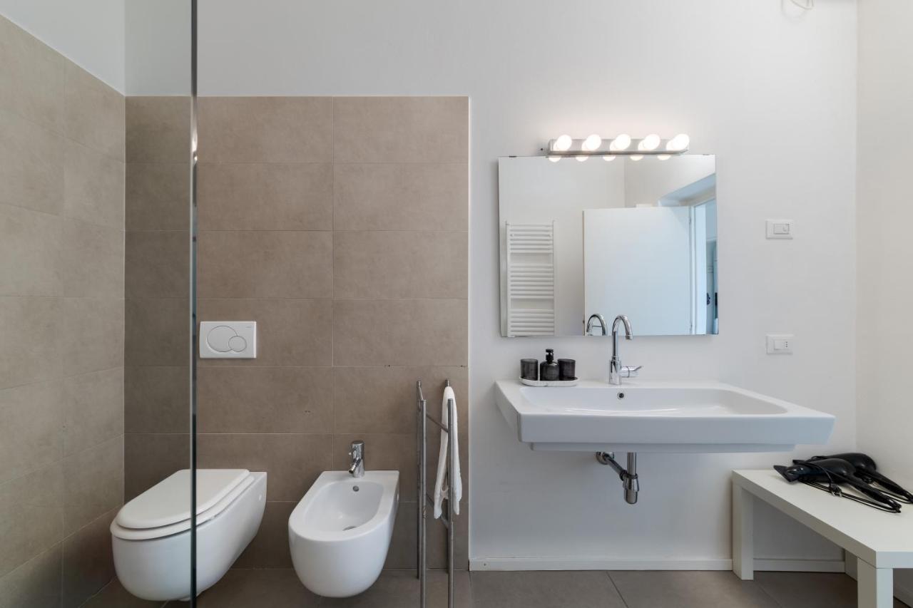 Carly'S Rooms Torbole Sul Garda Luaran gambar