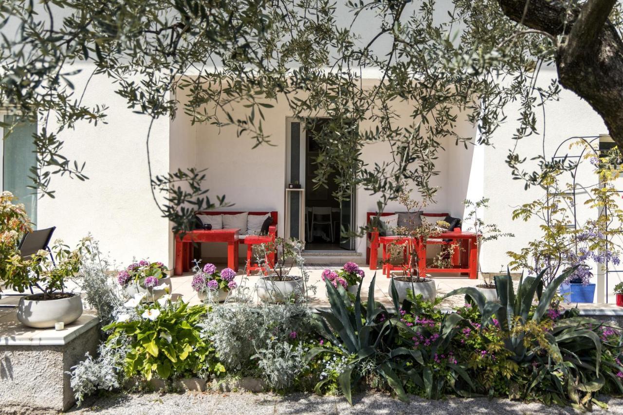 Carly'S Rooms Torbole Sul Garda Luaran gambar